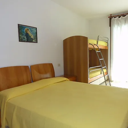 Albanella Nyaraló Bibione